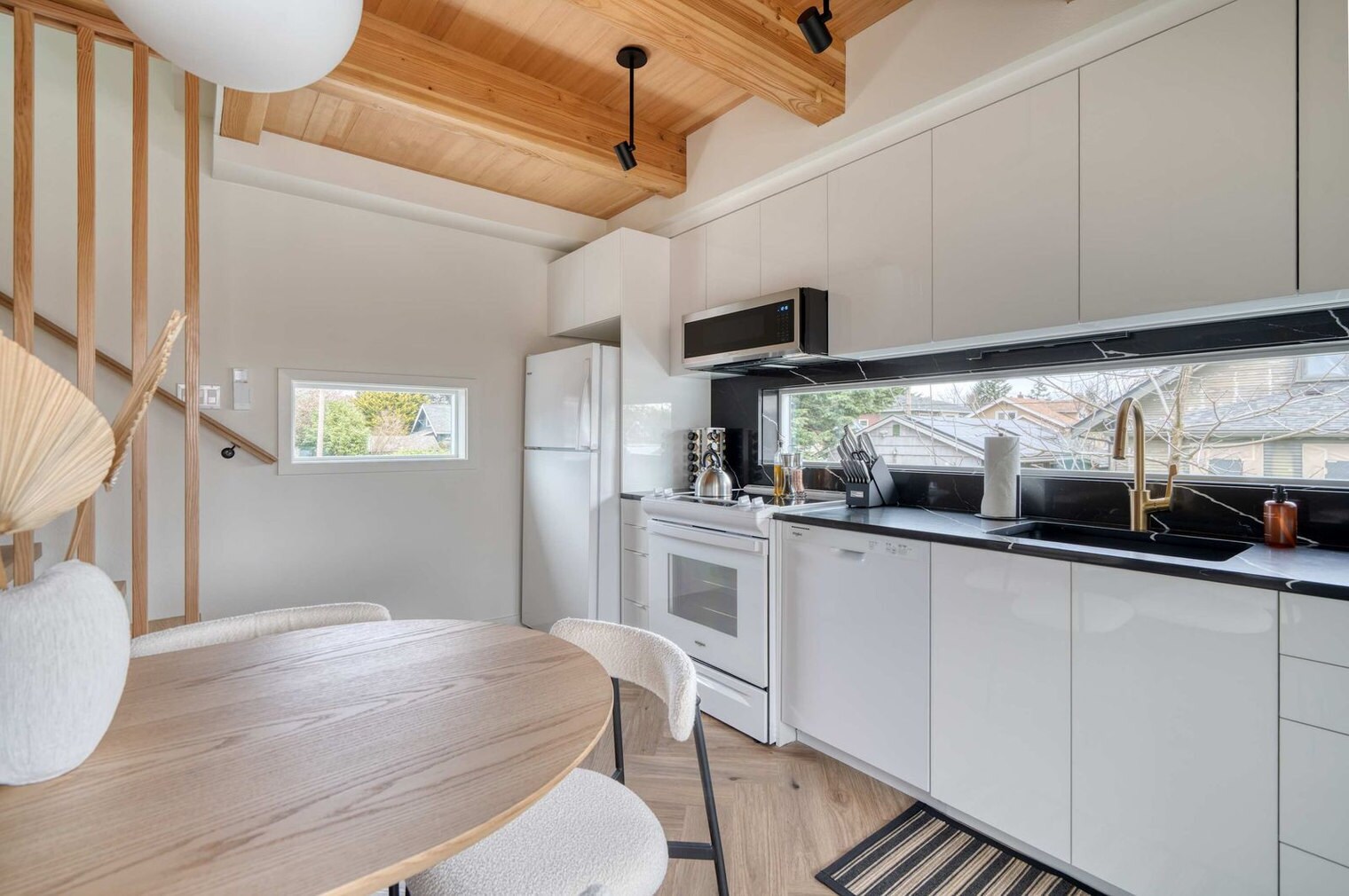 Building Photo - 5022 NE 26th Ave