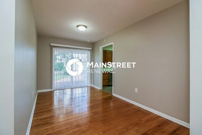 Building Photo - 3 Bedroom Pet-Friendly Home in Brandon, FL...