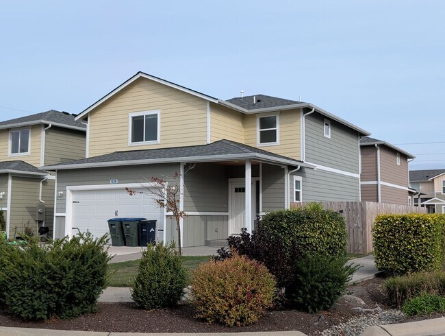 Building Photo - 626 Stacey Pl