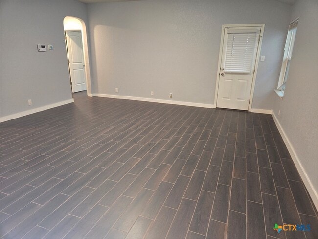 Building Photo - 9658 Holly Patch