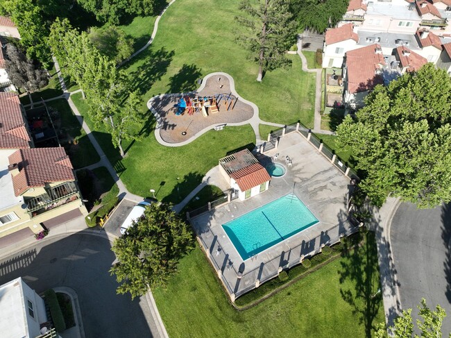 Building Photo - "Meadow Wood Village" Two-Story Condominium Now Available for Lease!