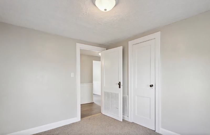 Building Photo - 2914 Bay St