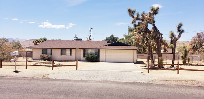 Primary Photo - Coming soon! 3 Bedroom 2 Bath Home in Yucc...