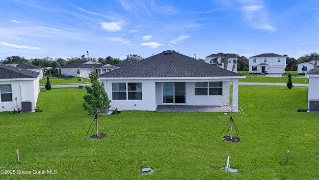 Building Photo - 1832 Marigold Trl NW