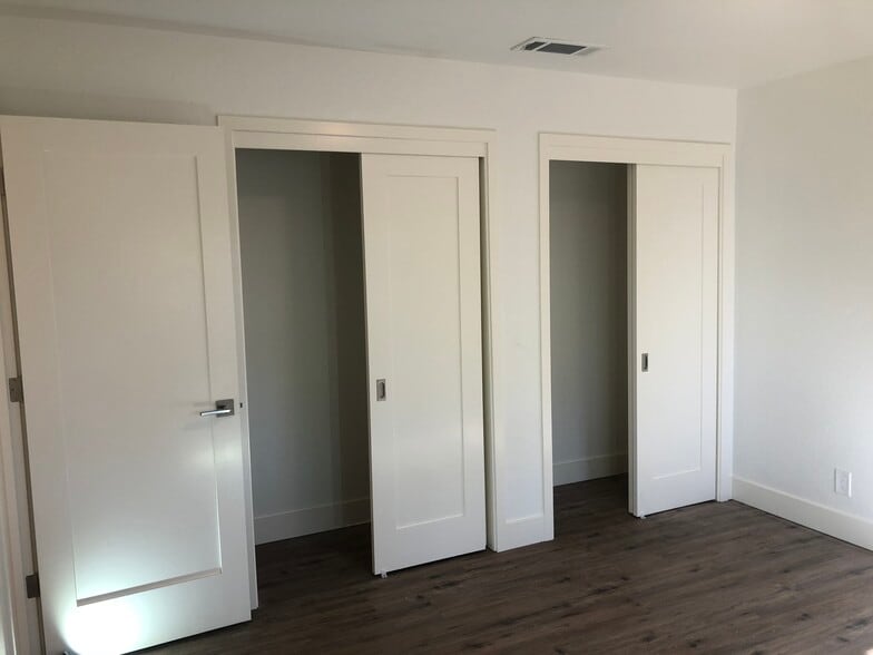 Two Master Closets - 318 Elwood St