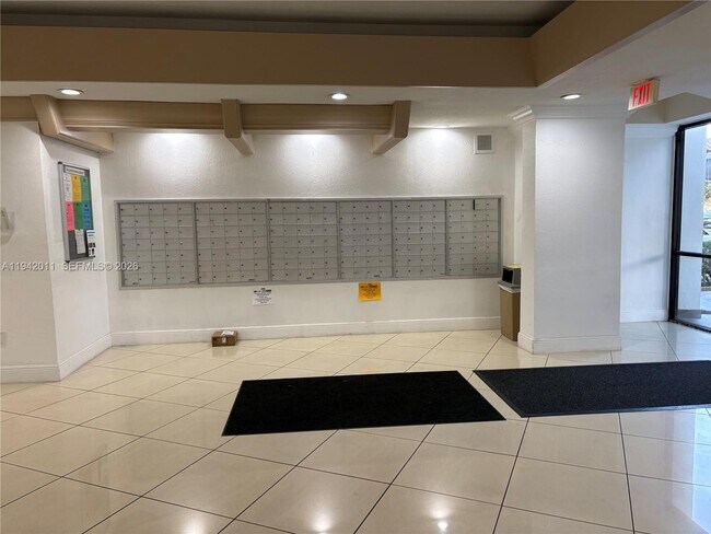 Building Photo - 1200 NE Miami Gardens Dr