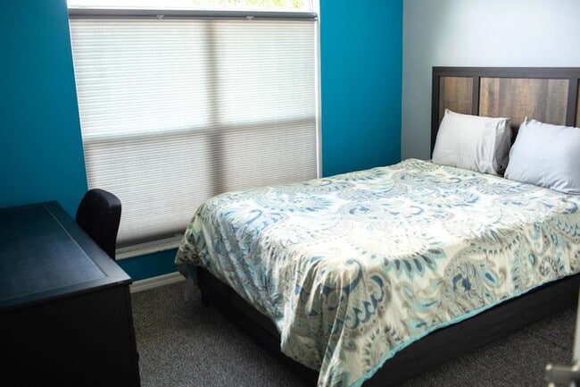 Building Photo - 2577 Oneida Loop