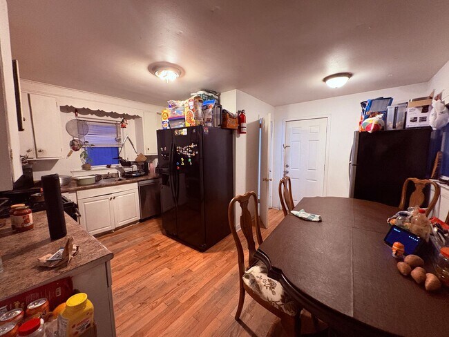 Building Photo - Fantastic 4 Bedroom Single Family House for Rent in Asbury Park!