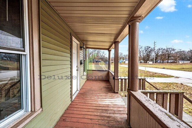 Building Photo - Newly Remodeled 3 Bedroom Home In Muskegon Heights!!