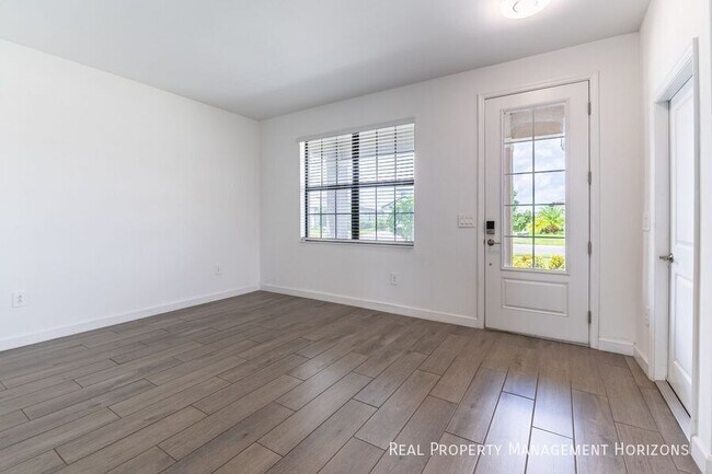 Building Photo - 15436 White Linen Dr