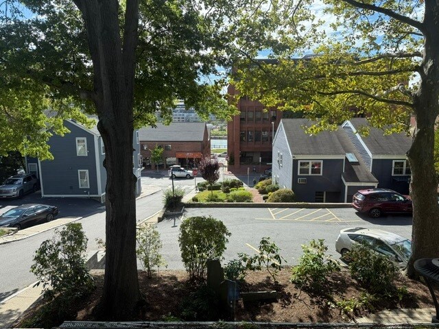 Building Photo - 274 S Main St