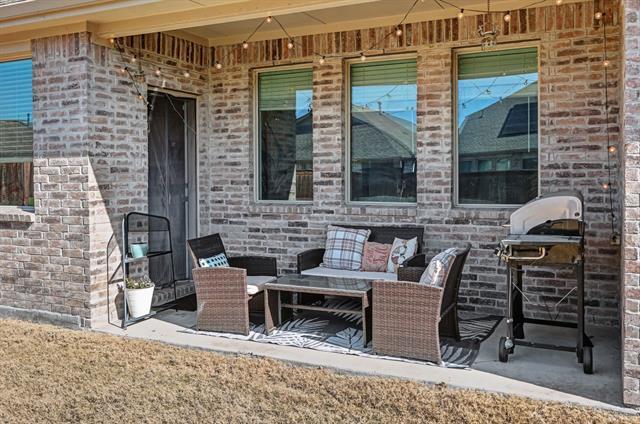 Building Photo - 812 Carmen St