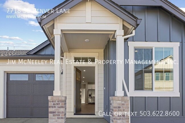 Building Photo - 335 SE 8th Ave