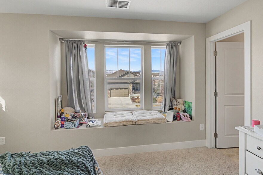 Building Photo - 2102 Summerlin Ln