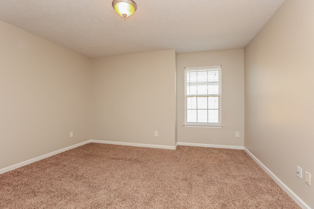 Building Photo - 2209 Dewey Dr