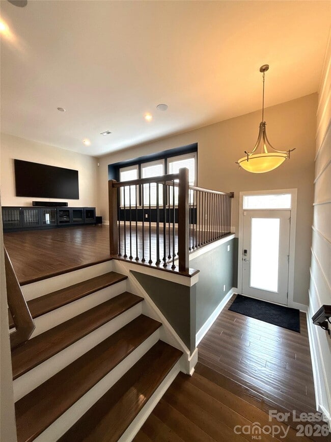 Building Photo - 17023 Soho Dr