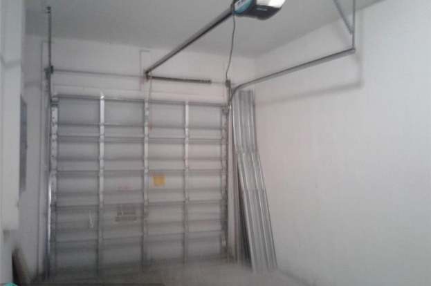 Building Photo - 3409 Lakeside Dr