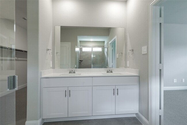 Building Photo - 3405 Pat Mayse Dr