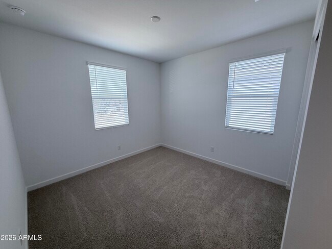 Building Photo - 7022 W Pinnacle Vista Dr