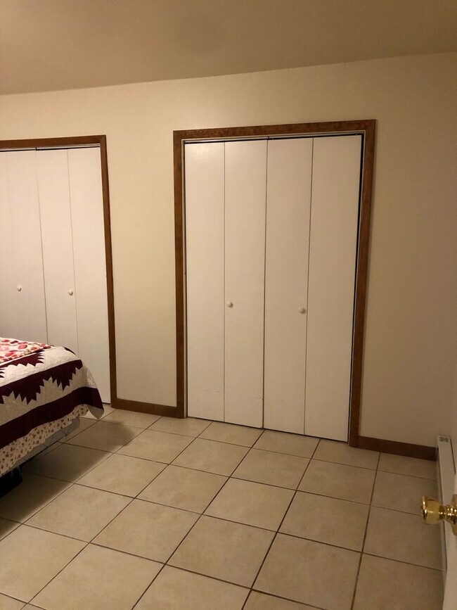 Building Photo - 2106 Old 220 Rd