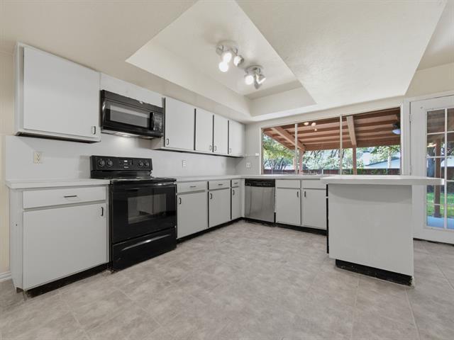 Building Photo - 1000 Windy Meadow Dr
