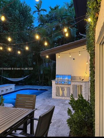 Building Photo - 4830 San Amaro Dr