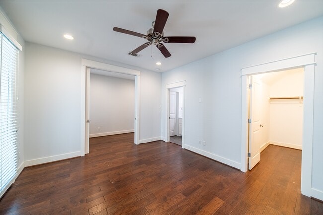 Building Photo - 1427 W 23rd St