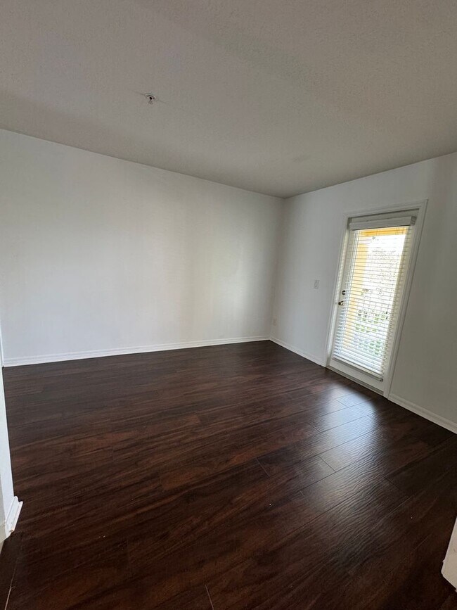 Building Photo - WELL MAINTAINED 4 BDRM 3.5 BATH HOME LOCATED IN EAST PARK/LAKE NONA