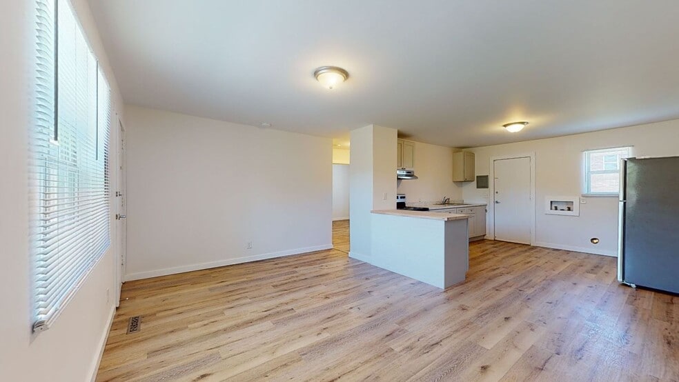 Building Photo - Fairley Avenue