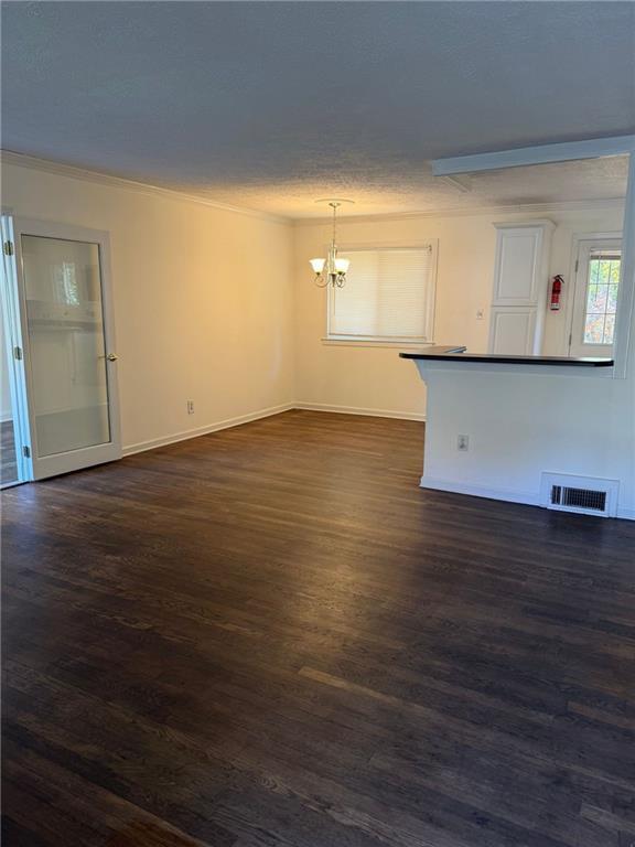 Building Photo - 2961 Parkridge Dr NE