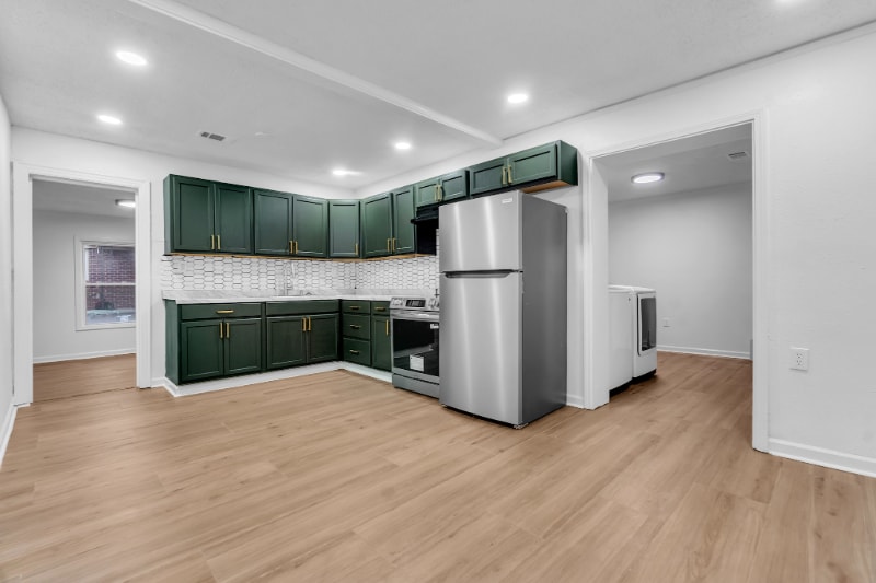 Building Photo - 3253 Kimball Ave