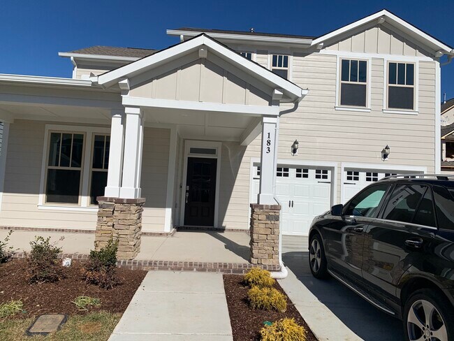 Primary Photo - 183 Picasso Cir