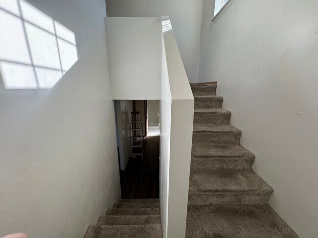 Building Photo - BH T 1335