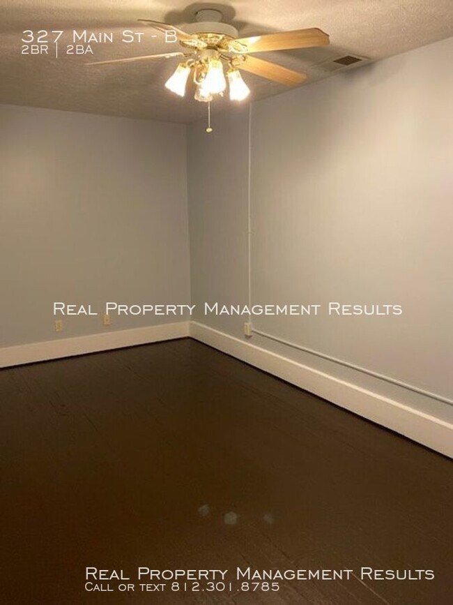 Building Photo - 2 Bedroom, 2 Bath - Loft Apartment on Main