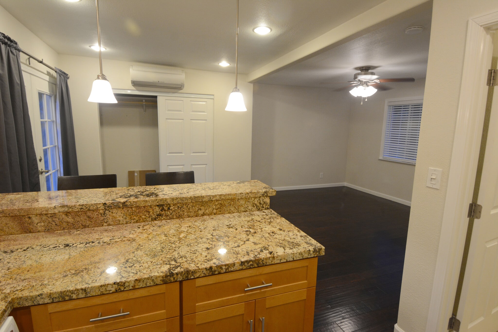 Building Photo - 2835 Whipple Ave