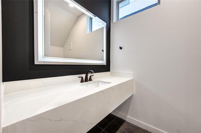 Building Photo - 13103 Beauty Berry Ridge Ln