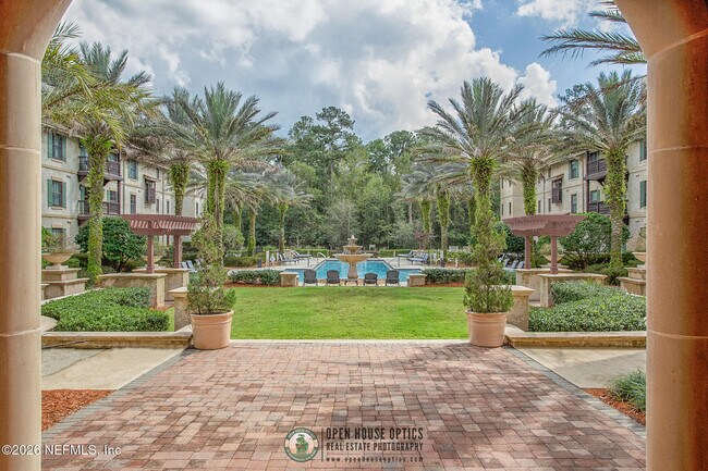 Building Photo - 955 Registry Blvd