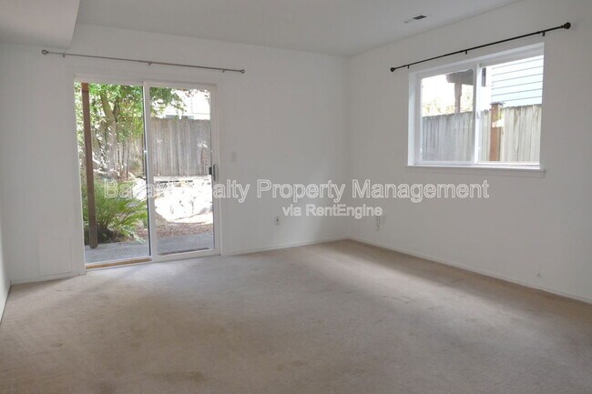 Building Photo - 918 NW 51st St