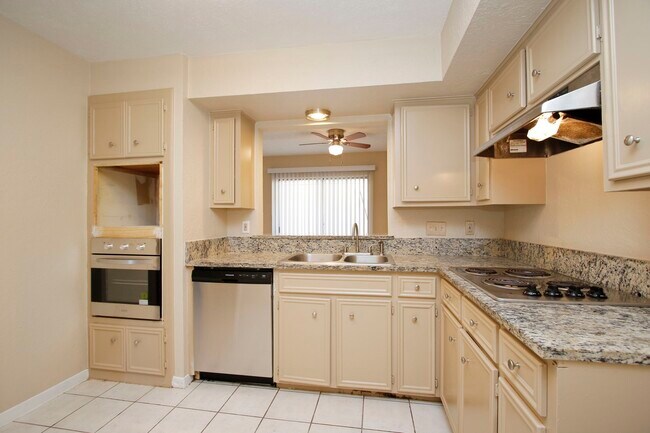 Building Photo - 5429 10th St