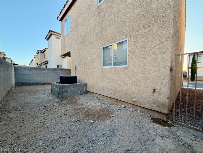 Building Photo - 4055 Asante Cove St