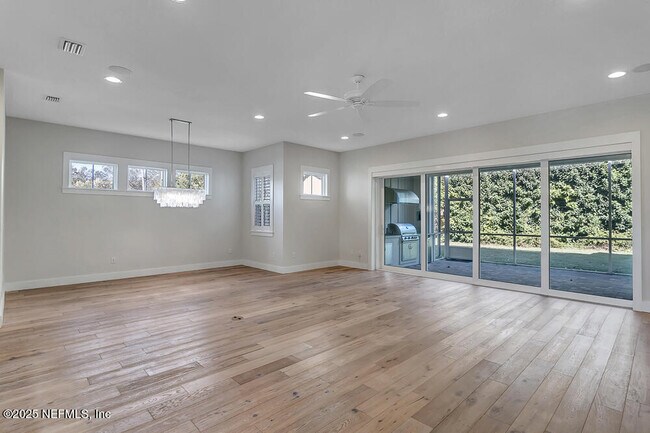 Building Photo - 94 Fairway Wood Way