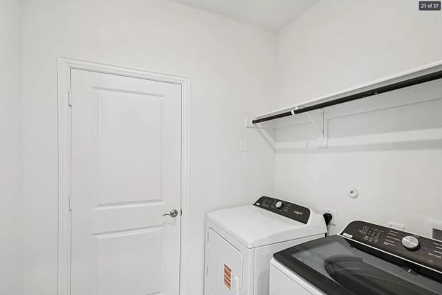 Building Photo - 402 Blanton St