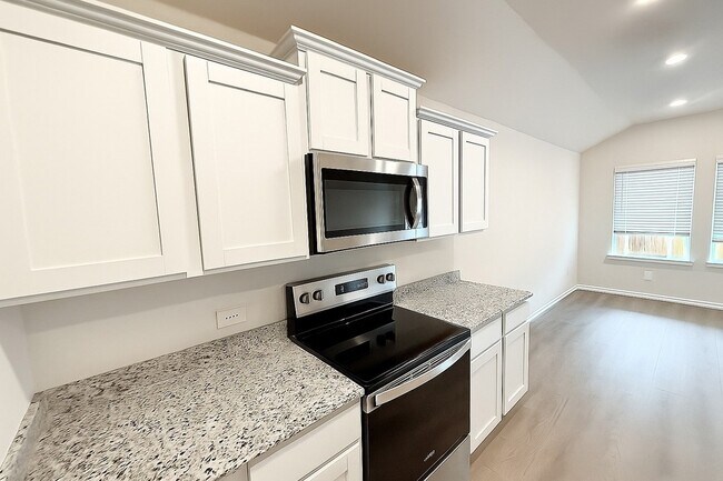 Building Photo - 2111 Texoma Pkwy