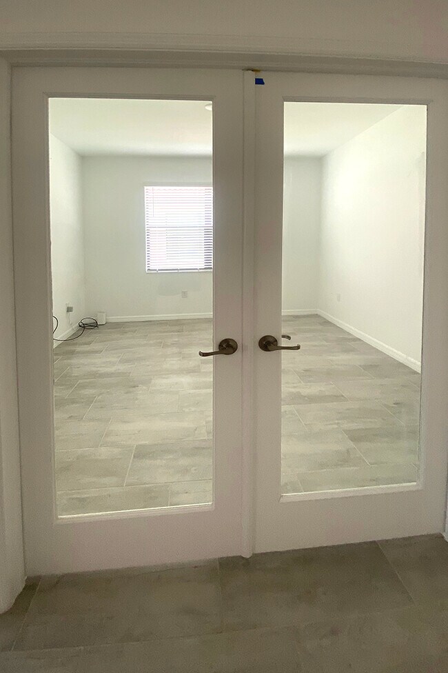 Building Photo - 24237 Spartina Dr