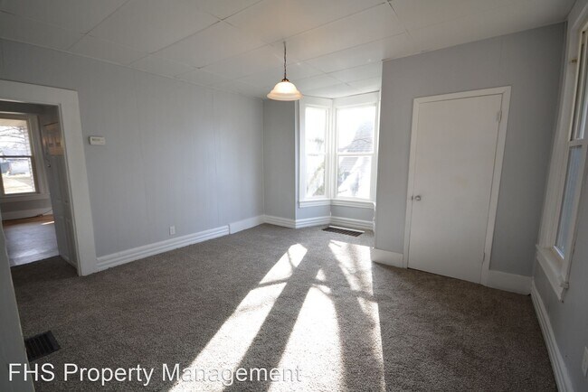 Building Photo - 4 br, 2 bath House - 1712 N Sherman Avenue