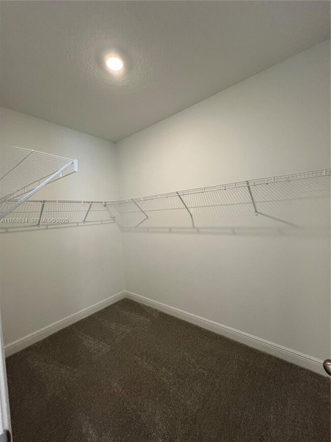 Building Photo - 10100 Ballast Dr