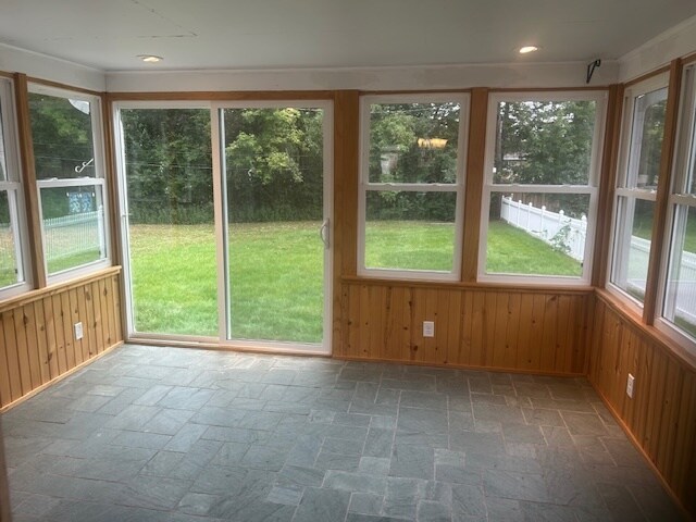 Building Photo - 6625 Brittany Rd