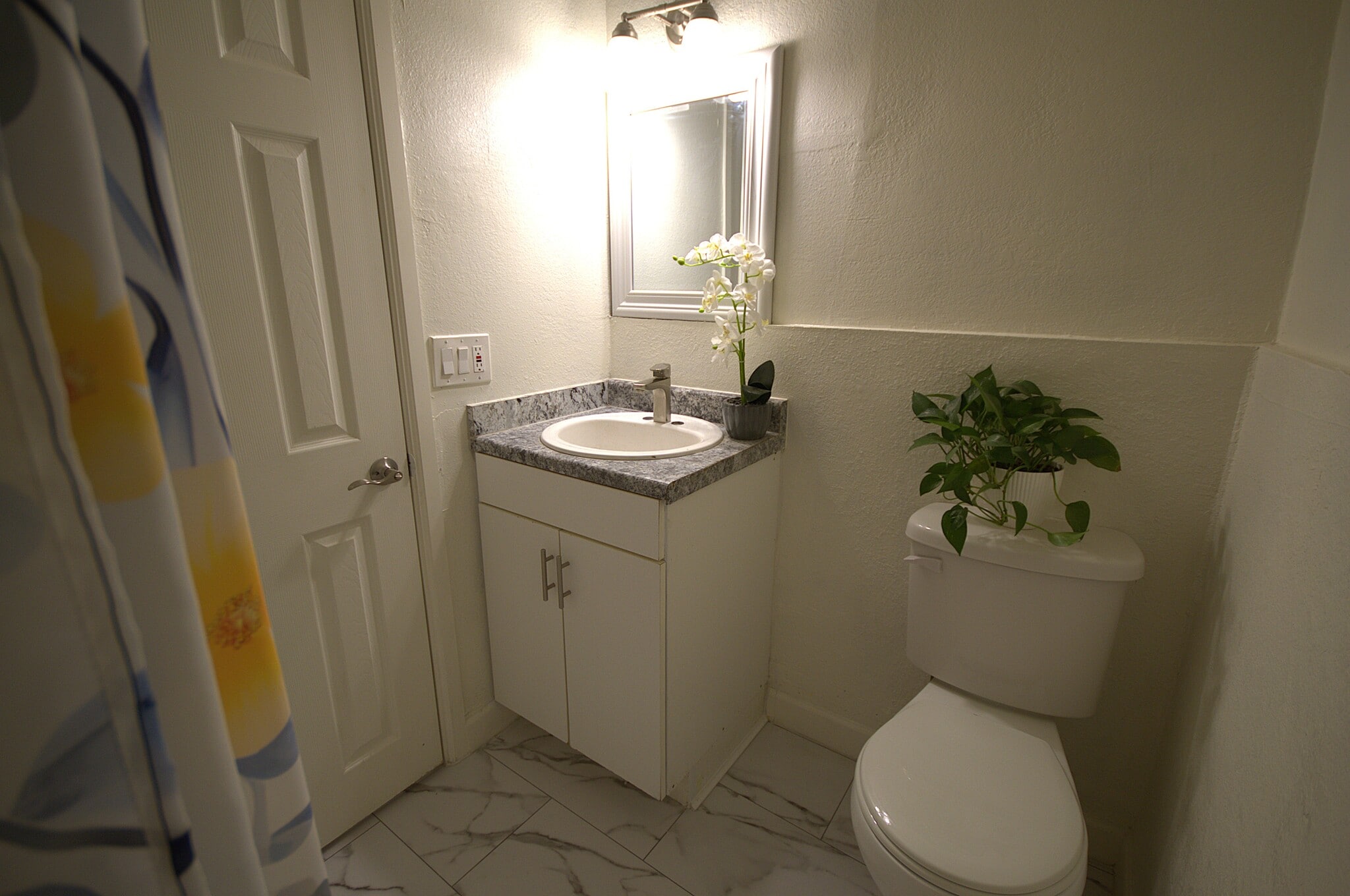 Bathroom - 9632 N 10th Ave
