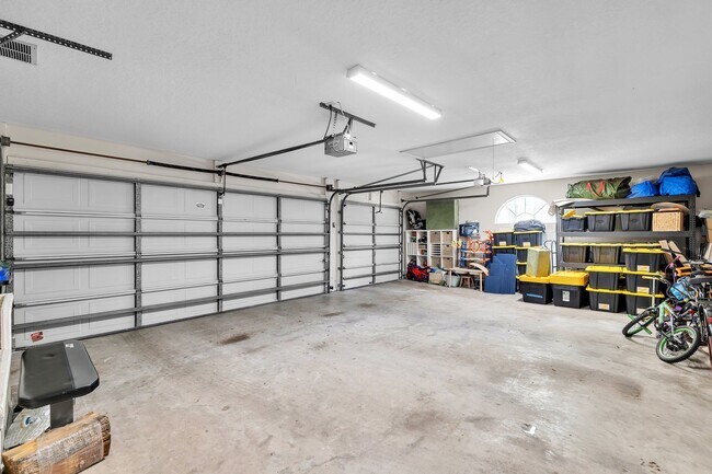 Building Photo - 11325 Riverbank Blvd