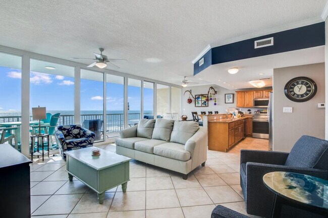 Primary Photo - 1524 W Beach Blvd